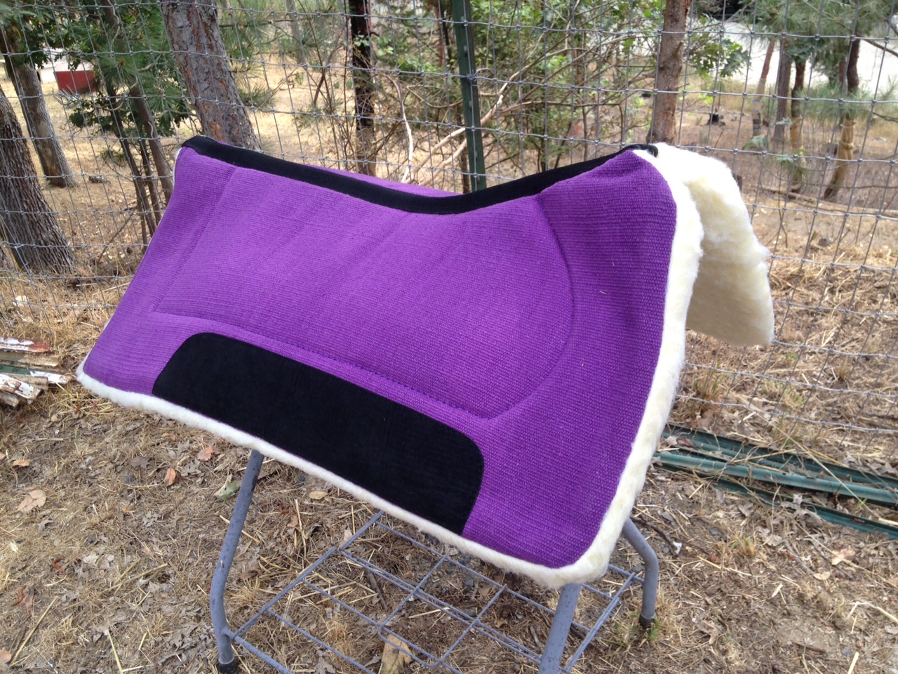 Purple Thick Fleece Western Contoured Saddle Pad